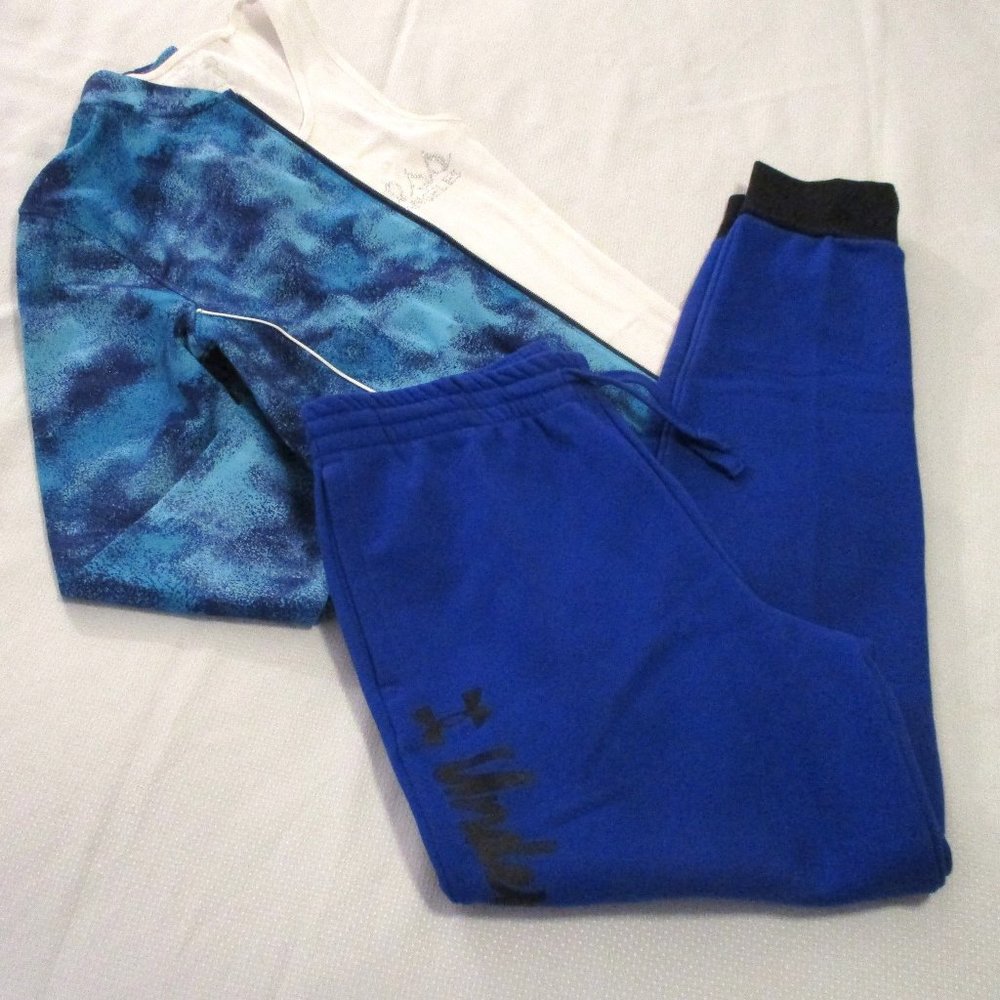 UNDER ARMOUR RIVAL FLEECE SCRIPT JOGGERS – YXL – LOOSE FIT
